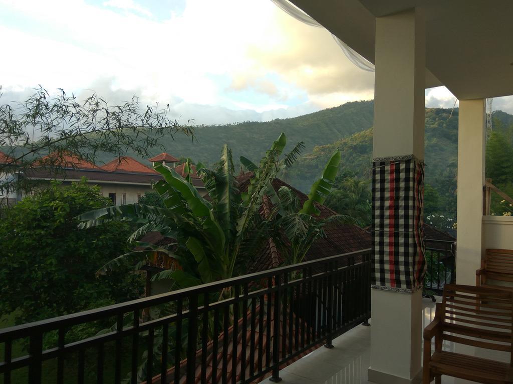 Master Homestay Amed Exterior foto