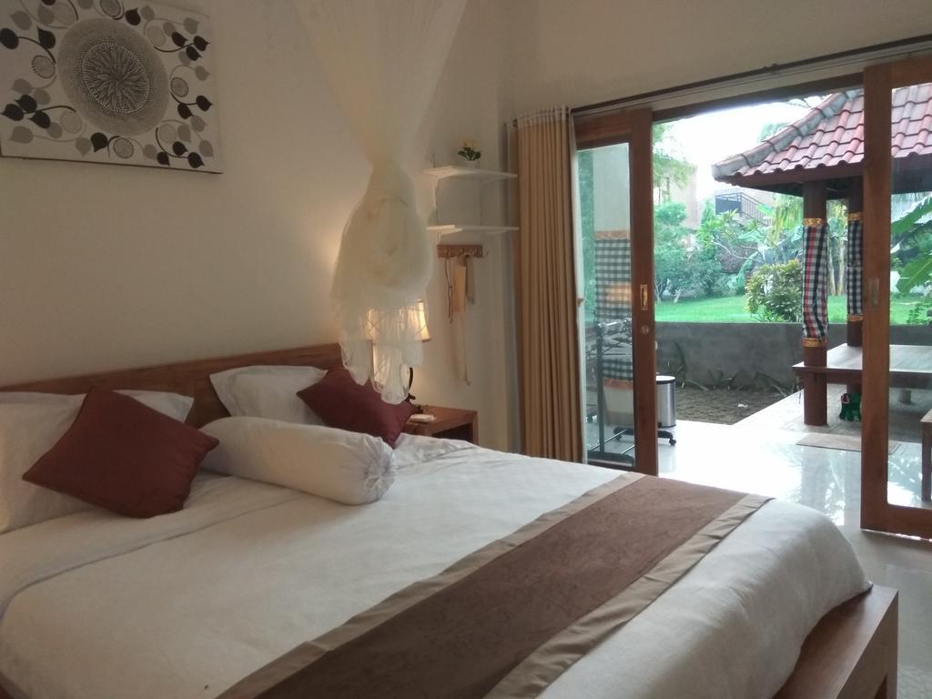 Master Homestay Amed Exterior foto
