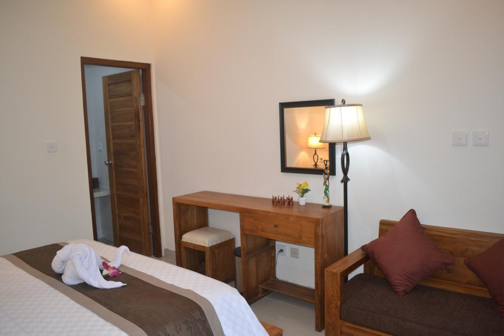 Master Homestay Amed Exterior foto