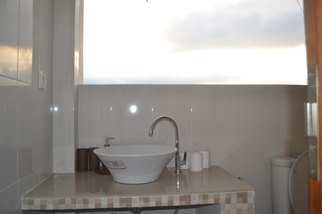 Master Homestay Amed Exterior foto