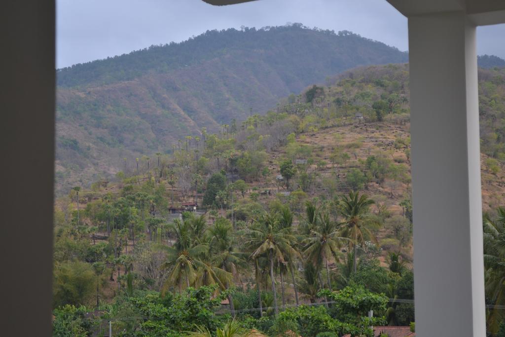 Master Homestay Amed Exterior foto