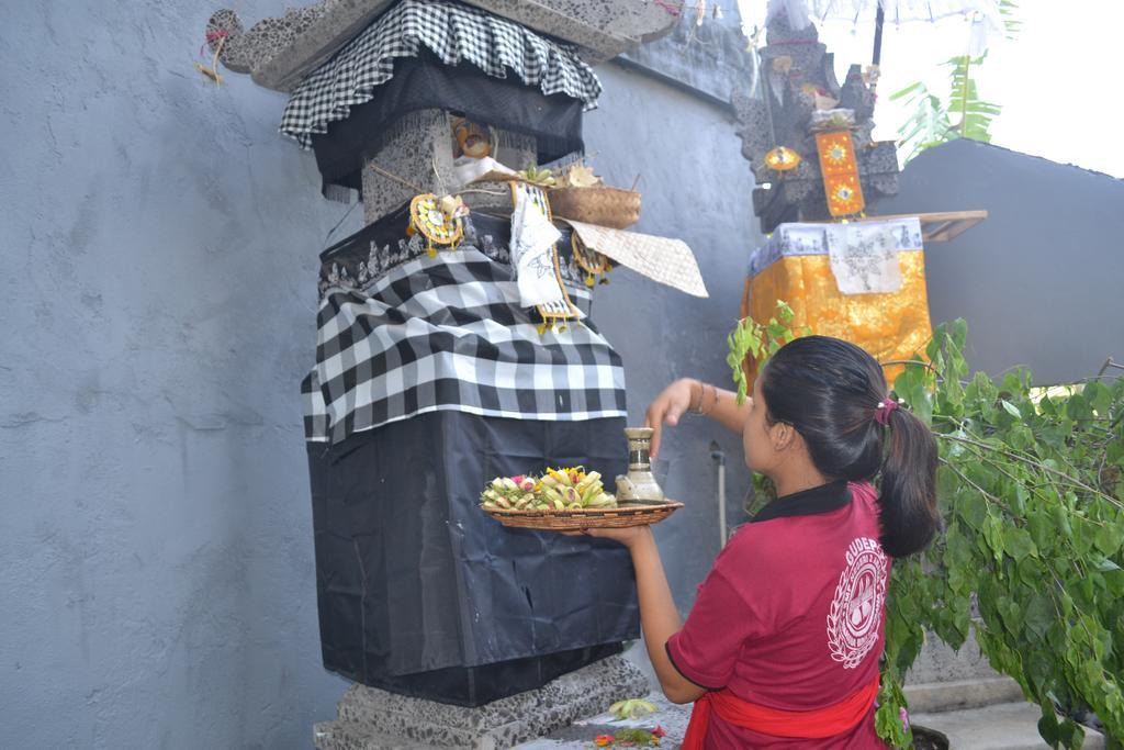 Master Homestay Amed Exterior foto