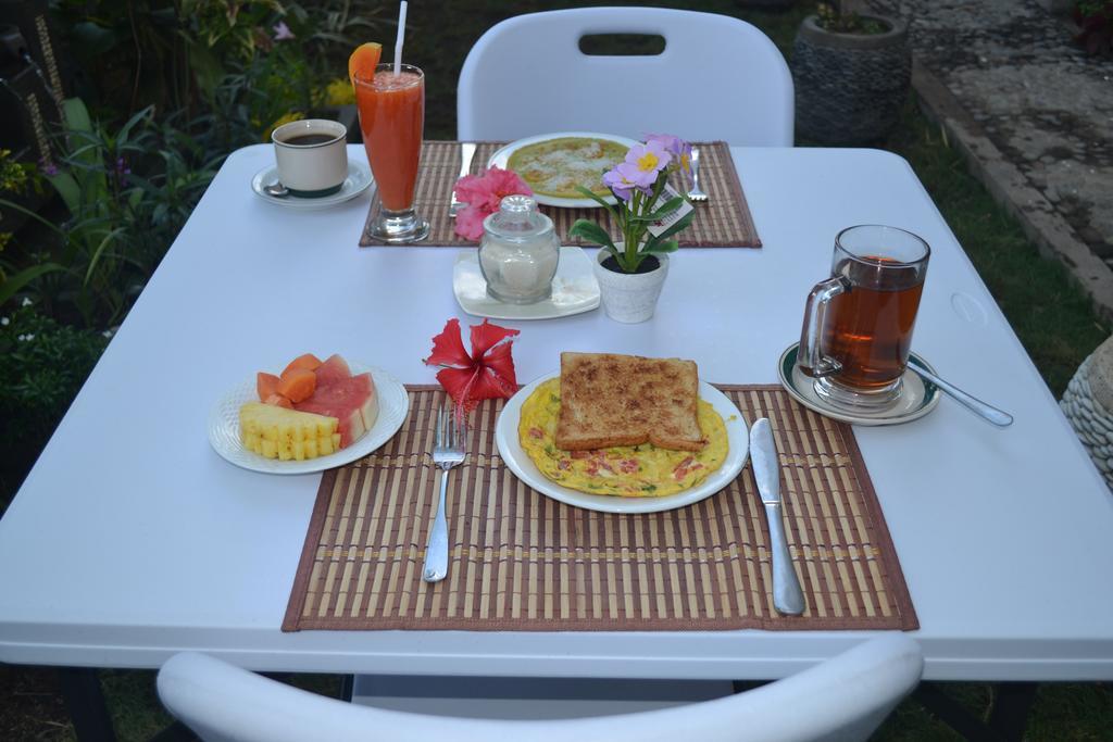 Master Homestay Amed Exterior foto