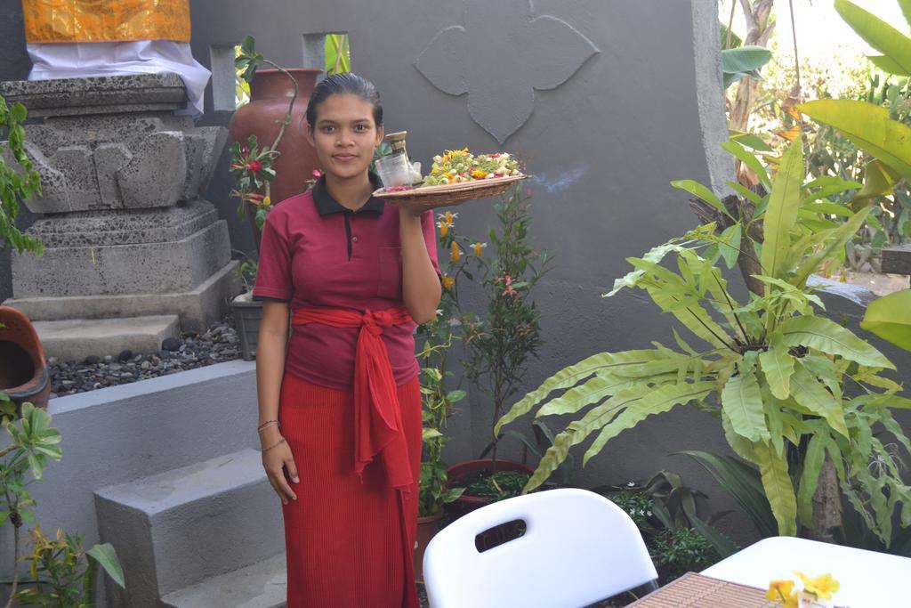 Master Homestay Amed Exterior foto
